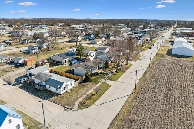 1305 W 4th St, Vinton, IA 52349 - drone / aerial view featuring a residential view