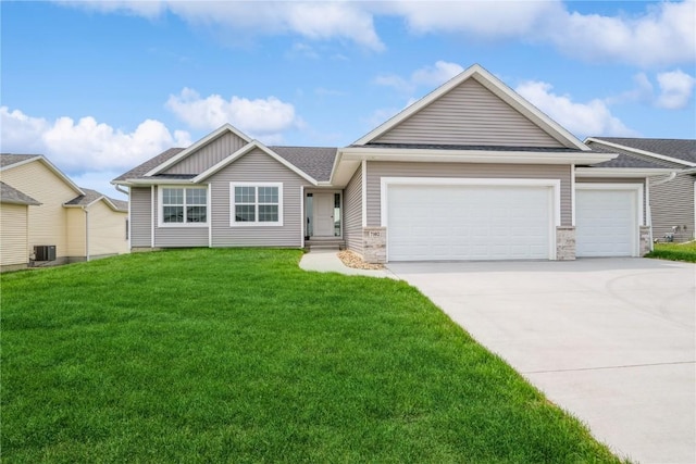 7102 Colpepper Dr SW, Cedar Rapids, IA 52404 - photo 1