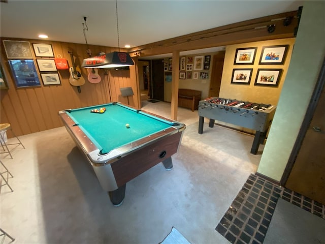 rec room featuring carpet flooring, pool table, and recessed lighting