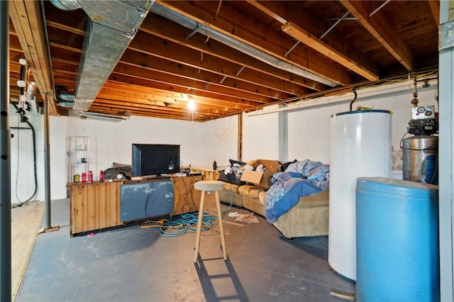 404 Main St, Shellsburg, IA 52332 - unfinished basement with water heater