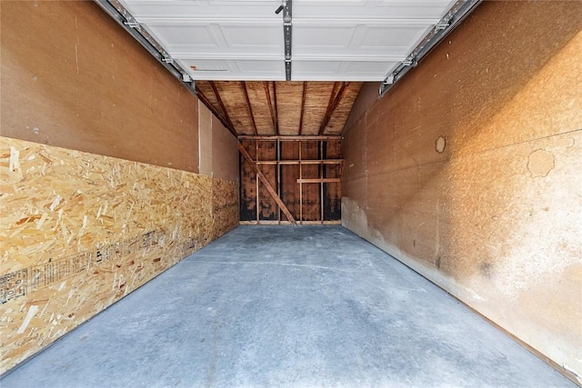 3212 Wilson Ave SW, Cedar Rapids, IA 52404 - view of garage