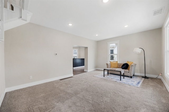 317 16th St NE, Cedar Rapids, IA 52402 - sitting room featuring carpet flooring, recessed lighting, and baseboards