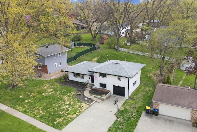 birds eye view of property featuring a residential view