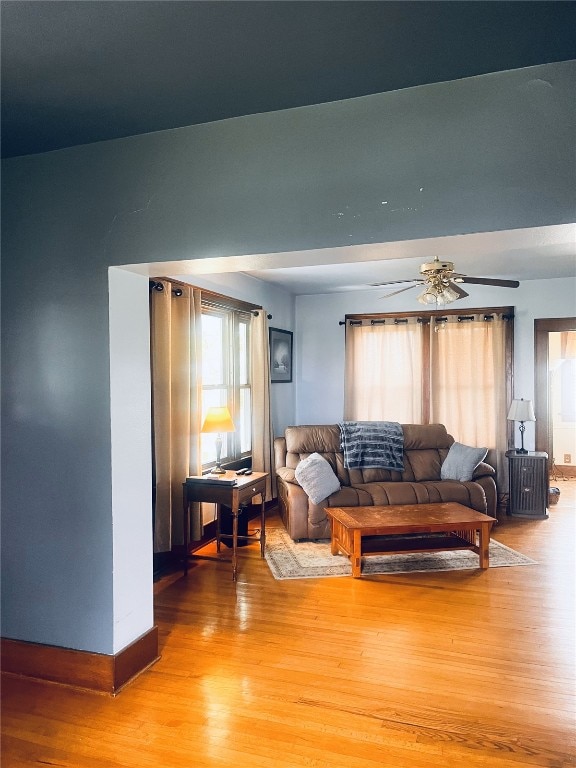 527 Swisher View Dr SW, Swisher, IA 52338 - living room with light wood-style flooring and a ceiling fan