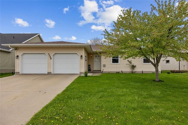 3325 29th Ave, Marion, IA 52302 - single story home featuring a front lawn, driveway, and an attached garage