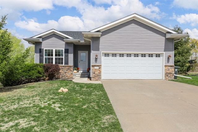 2091 Mackinaw Dr, Iowa City, IA 52245 - photo 1