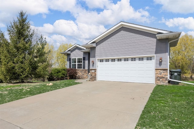 2091 Mackinaw Dr, Iowa City, IA 52245 - photo 2