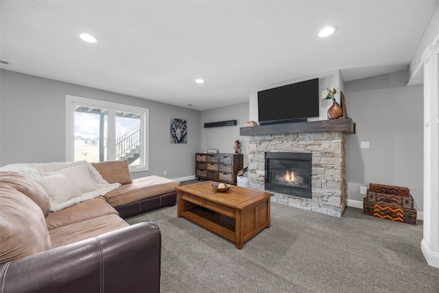 4332 Quail Trail Dr, Marion, IA 52302 - living room featuring a fireplace, recessed lighting, baseboards, and light carpet