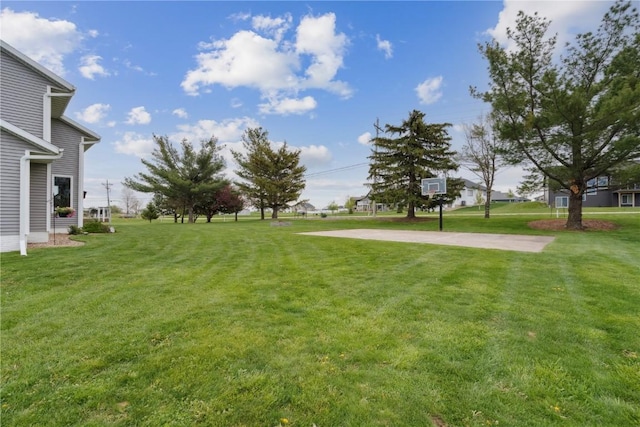 4199 Brookside Dr, Marion, IA 52302 - view of yard