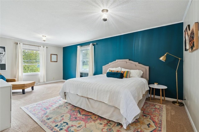 335 Parkland Dr SE, Cedar Rapids, IA 52403 - bedroom featuring carpet, baseboards, and ornamental molding