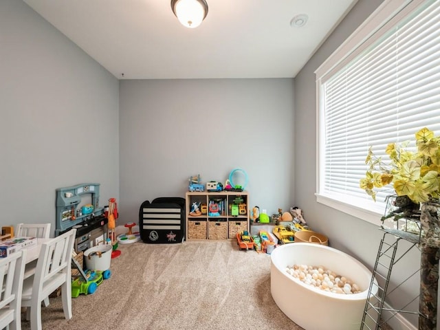 game room featuring carpet