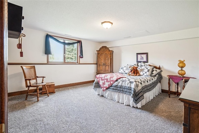 4030 Bruce Rd, Marion, IA 52302 - bedroom featuring carpet floors, baseboards, and a textured ceiling