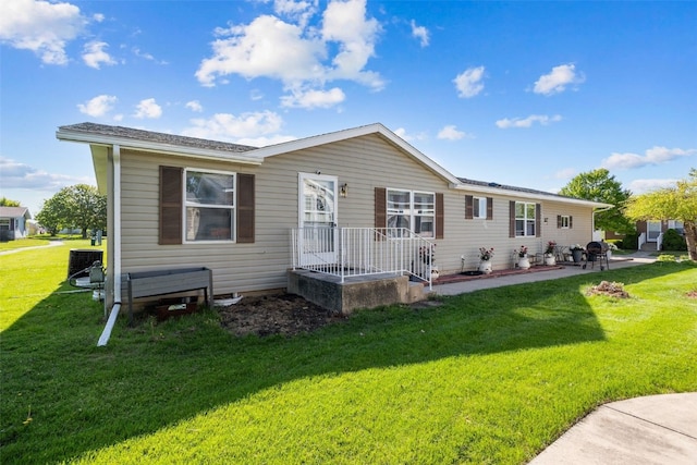 279 Paddock Cir, Iowa City, IA 52240 - photo 1
