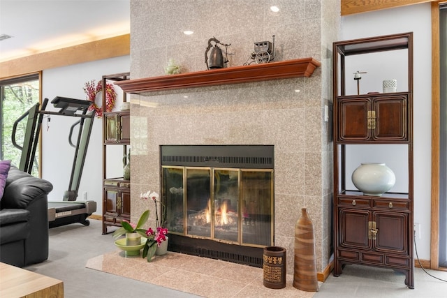 13 Woodland Hts, Iowa City, IA 52240 - detailed view of a tiled fireplace and baseboards