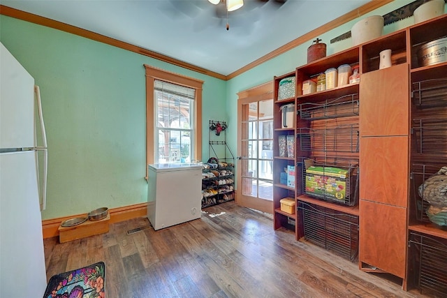 409 N Brewer St, Manchester, IA 52057 - photo 17