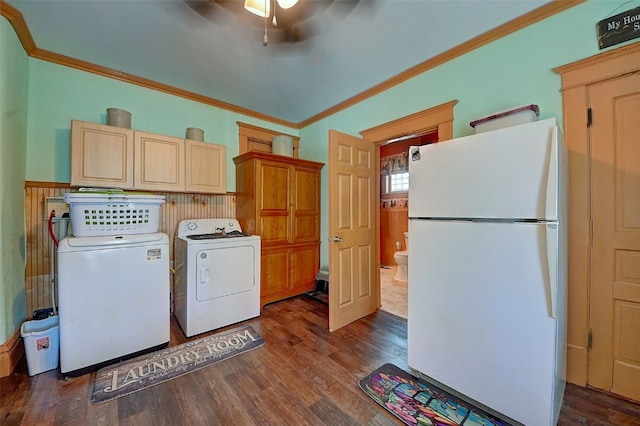 409 N Brewer St, Manchester, IA 52057 - photo 18