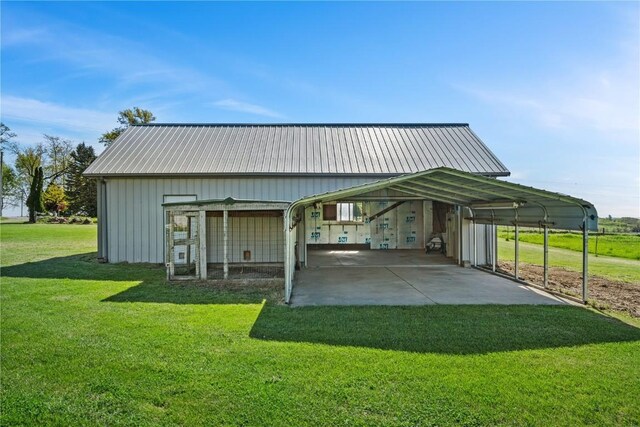 6119 28th Ave Dr, Vinton, IA 52349 - view of parking