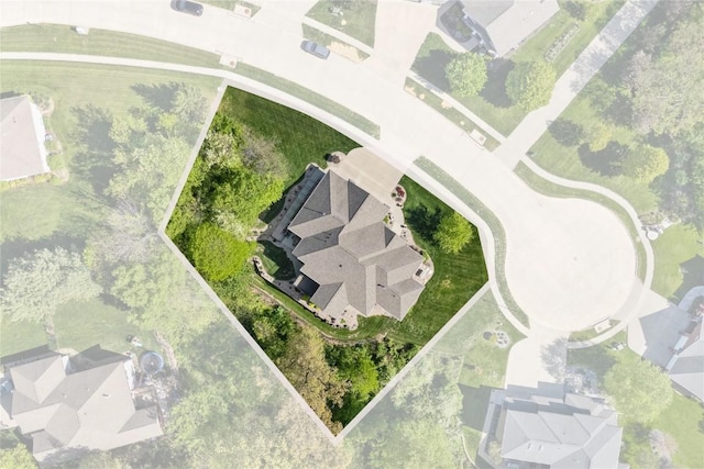aerial view of property and surrounding area featuring property boundaries highlighted