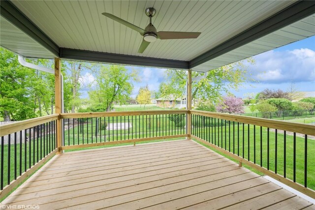 2740 Burns Dr, Marion, IA 52302 - wooden deck featuring a ceiling fan