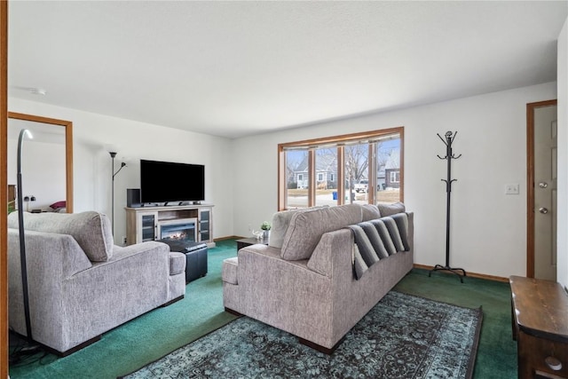 2025 18th St SW, Cedar Rapids, IA 52404 - photo 2