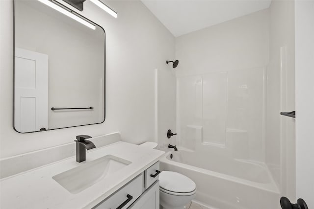 1356 Hickory Ridge Dr, Marion, IA 52302 - bathroom with toilet, vanity, and bathing tub / shower combination