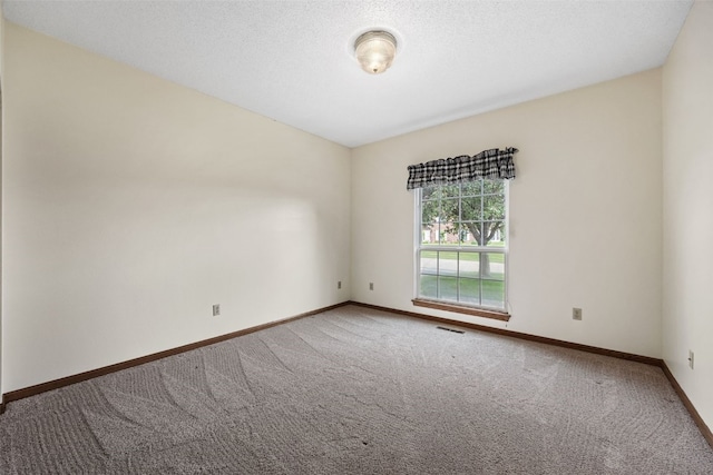 3445 Willowridge Rd Unit B, Marion, IA 52302 - carpeted empty room featuring baseboards