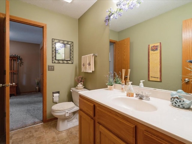 3626 Stoneview Cir SW, Cedar Rapids, IA 52404 - bathroom with toilet and vanity