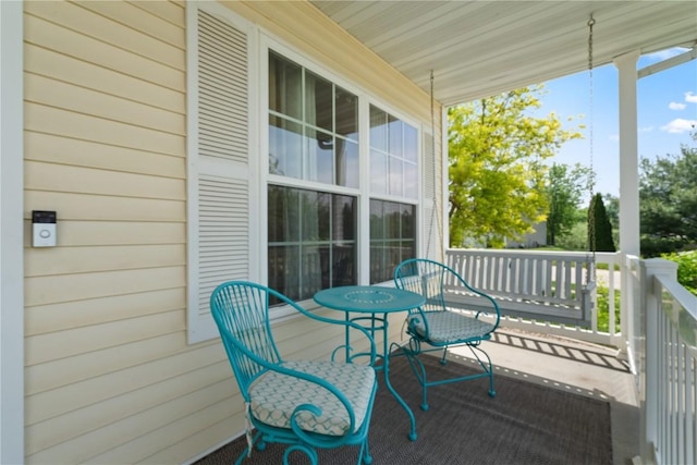 3205 Lennon Ln, Marion, IA 52302 - balcony with covered porch