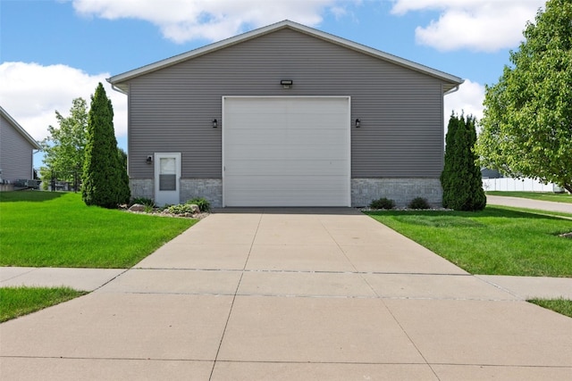 view of detached garage