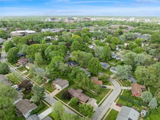 922 Wylde Green Rd, Iowa City, IA 52246 - photo 4