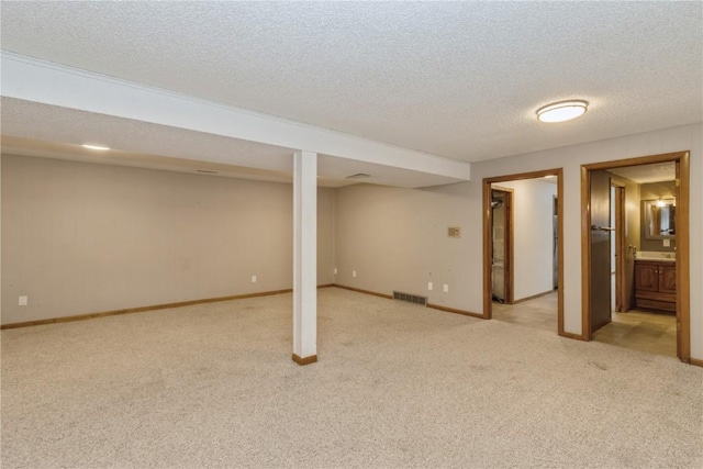 922 Wylde Green Rd, Iowa City, IA 52246 - photo 22