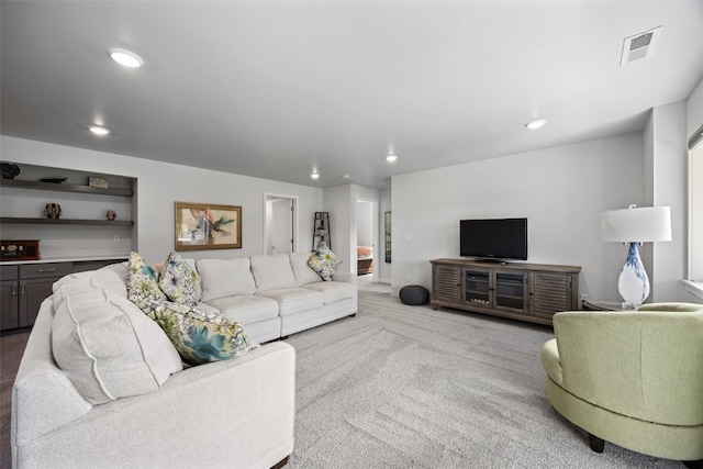 8 Pinnacle Ln, Tiffin, IA 52340 - carpeted living room featuring recessed lighting