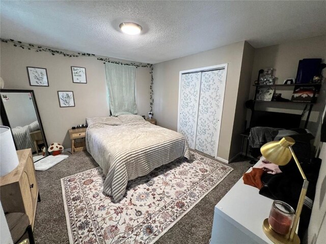 1213 11th St, Marion, IA 52302 - bedroom with carpet, a textured ceiling, and baseboards