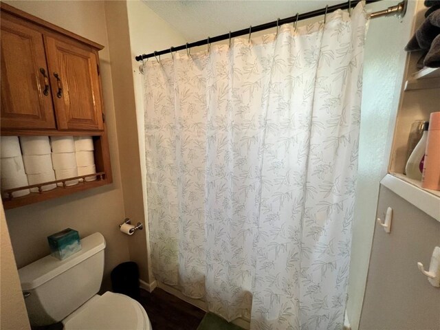 1213 11th St, Marion, IA 52302 - full bath with toilet and a shower with curtain