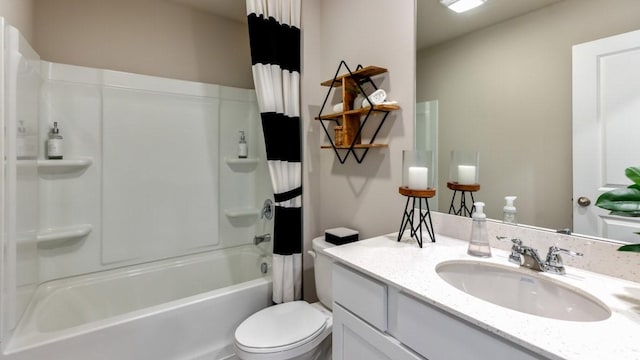 626 Maddie Ln, Tiffin, IA 52340 - full bathroom with toilet, vanity, and shower / tub combo