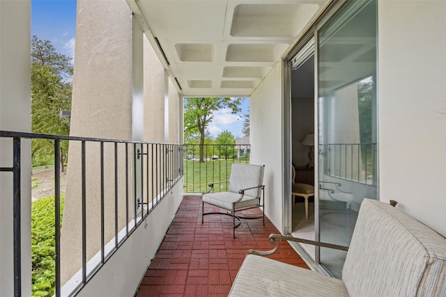 2222 1st Ave NE Unit 107, Cedar Rapids, IA 52402 - view of balcony