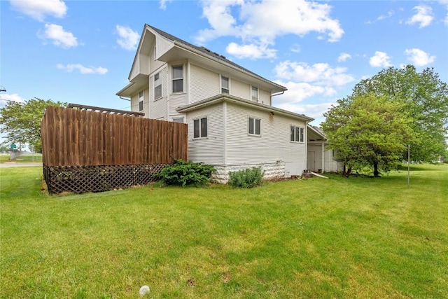 100 E Welsh St, Williamsburg, IA 52361 - view of rear view of house