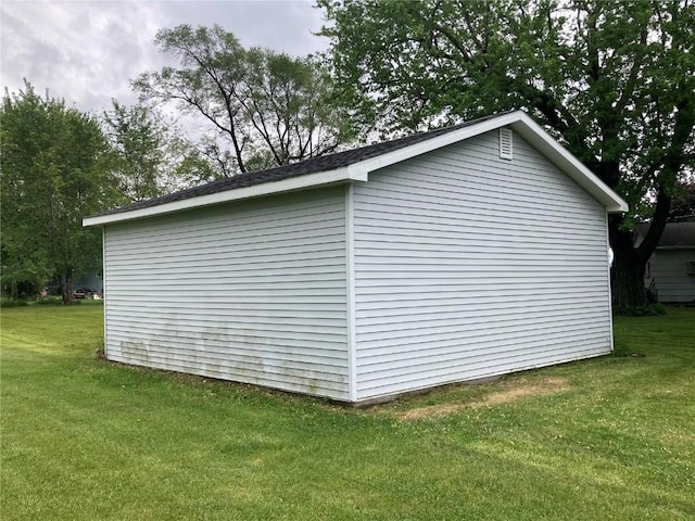 1403 W 3rd St, Vinton, IA 52349 - view of outdoor structure