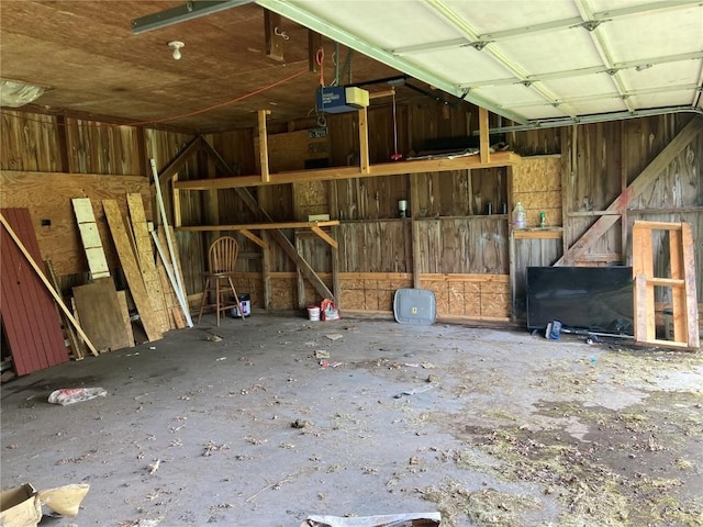 1403 W 3rd St, Vinton, IA 52349 - garage with a garage door opener