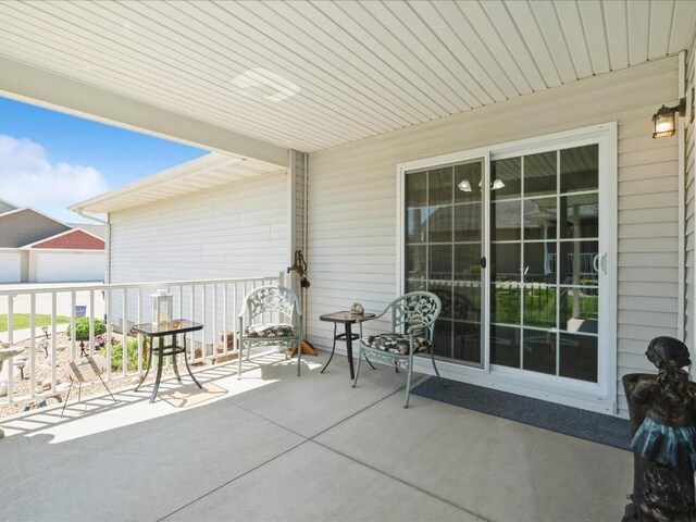 4408 Hastings Dr, Marion, IA 52302 - view of patio