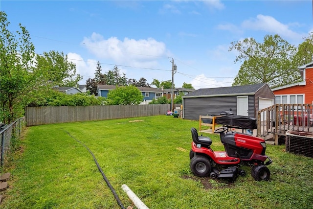 3007 Ravenwood Ter NW, Cedar Rapids, IA 52405 - view of yard featuring an outbuilding
