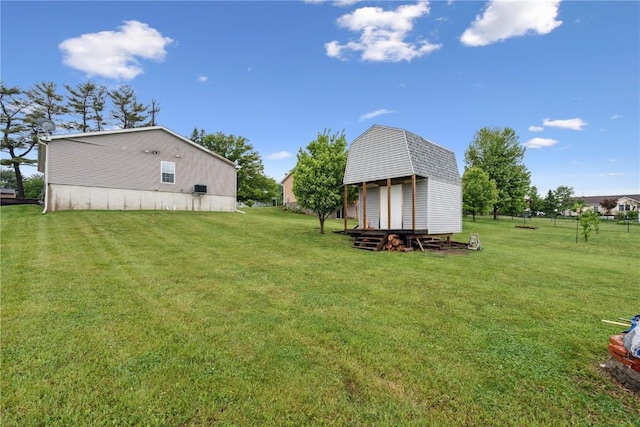 912 N St, Williamsburg, IA 52361 - view of grassy yard