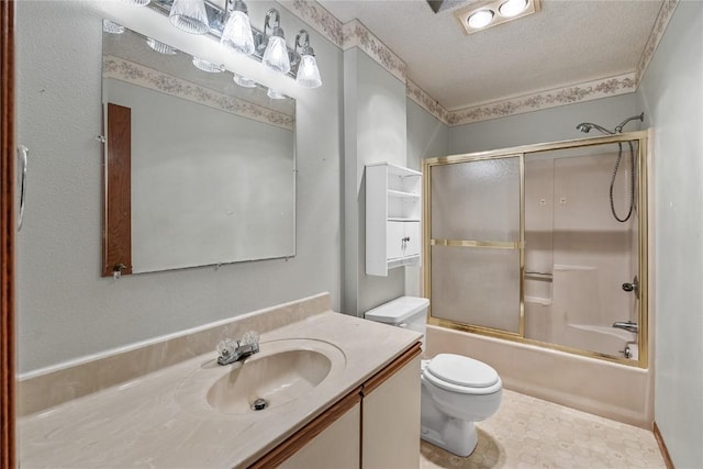 2914 Windy Ridge Rd NE, Swisher, IA 52338 - full bath with vanity, toilet, enclosed tub / shower combo, and a textured ceiling