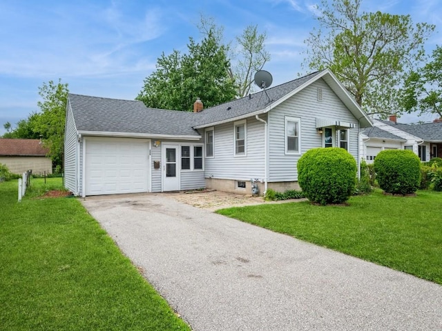 259 25th Ave SW, Cedar Rapids, IA 52404 - single story home with an attached garage, driveway, a front yard, and roof with shingles