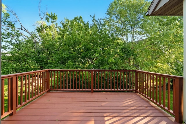 6967 Doubletree Rd NE, Cedar Rapids, IA 52402 - view of deck