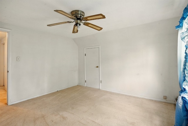 113 Chaffee Dr, Hiawatha, IA 52233 - empty room featuring ceiling fan and light colored carpet