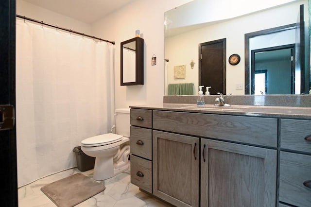 3902 Bluebird Dr SW, Cedar Rapids, IA 52404 - full bathroom featuring marble look tiles, toilet, vanity, and a shower with curtain