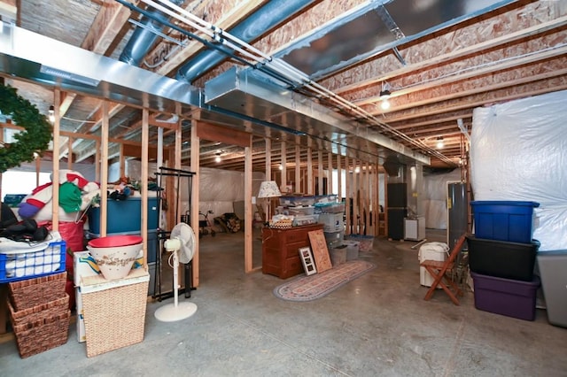3902 Bluebird Dr SW, Cedar Rapids, IA 52404 - unfinished basement featuring heating unit