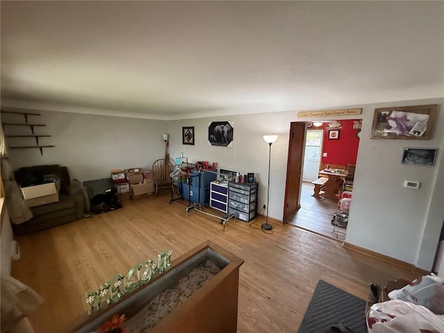 101 26th Avenue Dr SW, Cedar Rapids, IA 52404 - living area with wood finished floors