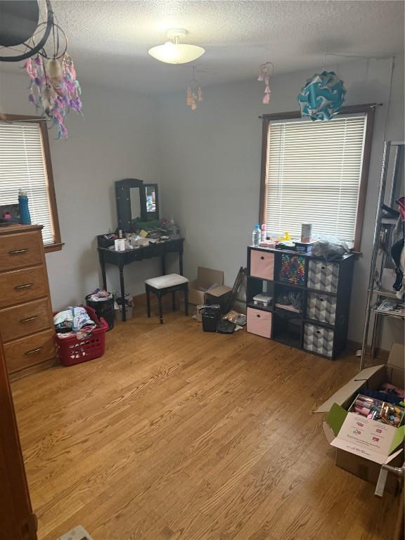 101 26th Avenue Dr SW, Cedar Rapids, IA 52404